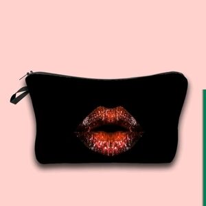 🆕💋RED LIP COSMETIC BAG💋